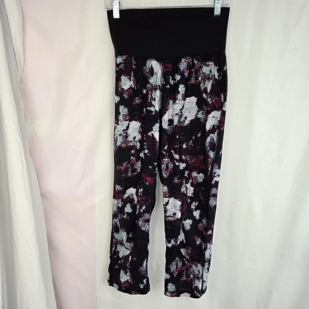 Lululemon Tranquil Crop Pants High Waist Kara Blossom Multi Black Size 8 Lounge
